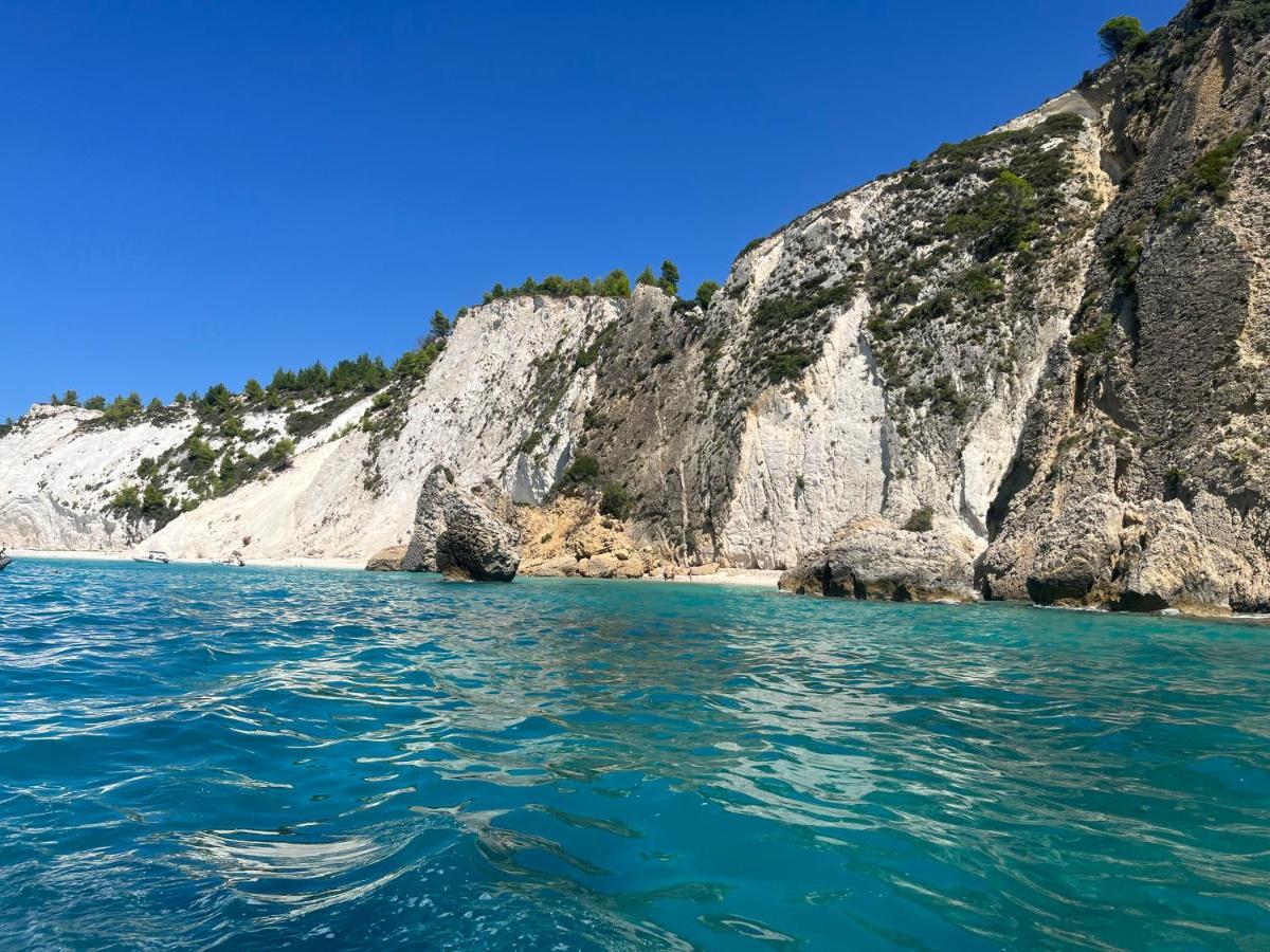 Apollonides Seafront Villa 2 Melete Lixouri Exterior foto